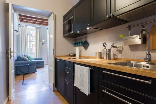 COSY APARTMENT 2 MINUTES FROM DUOMO