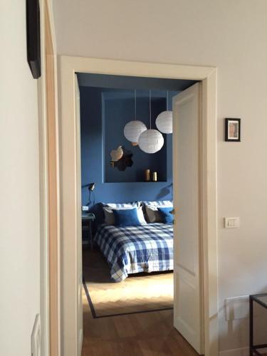 COSY APARTMENT 2 MINUTES FROM DUOMO