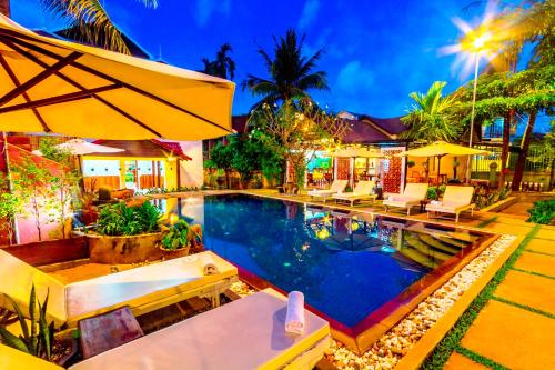 Piscina a BayStone Resort o a prop