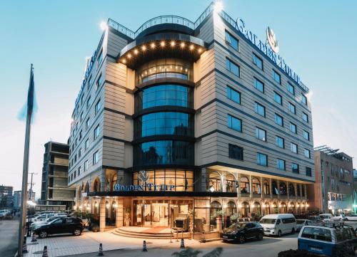 The building where the hotel is located 