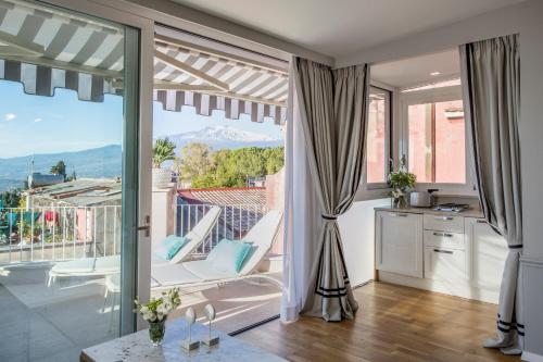 One-Bedroom Apartment with Terrace and Sea View