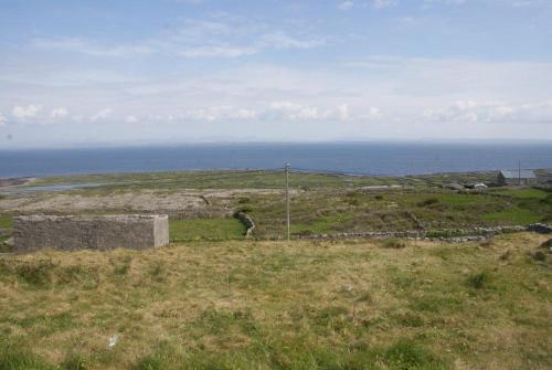 Gallery image of Aran Thatch Cottage in Inis Mor