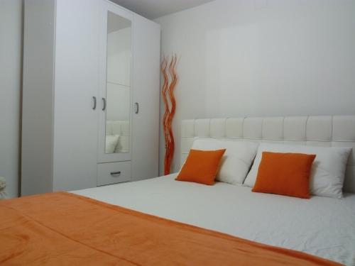 Gallery image of Jasmin White Apartment in Skopje