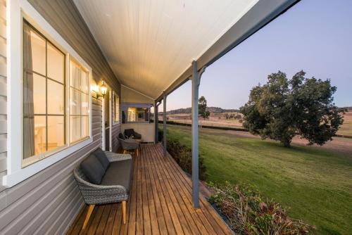 Ein Garten an der Unterkunft Peppertree Farm Mudgee