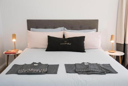 Ein Bett oder Betten in einem Zimmer der Unterkunft Peppertree Farm Mudgee