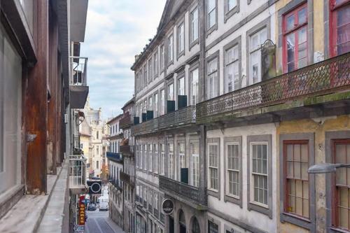 white fabrica house