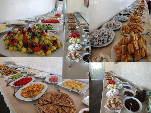 Jídlo v hotelu nebo okolí