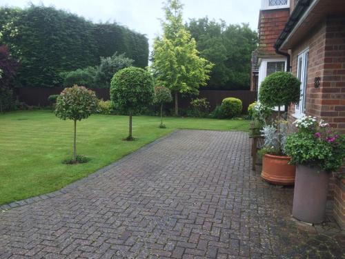 Gallery image of 83 in Aylesbury
