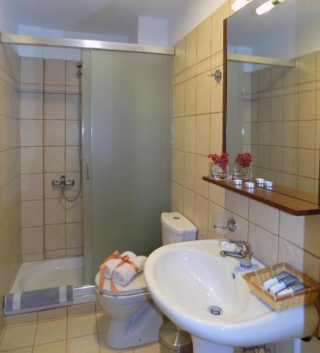 Ванная комната в Zaggou Apartments