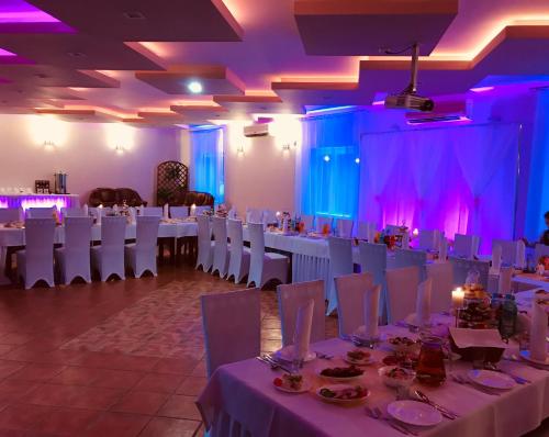 Restaurace v ubytování Zajazd Gościniec