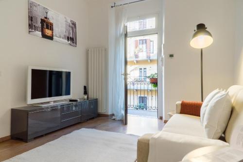 Charming Sempione Apartment