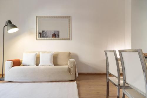 Χώρος καθιστικού στο Charming Sempione Apartment