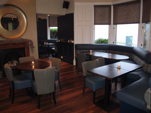 The Spinnaker Hotelにあるシーティングエリア