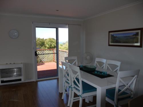 Μπαλκόνι ή βεράντα στο Prime Location - Totally Refurbished
