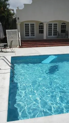 1002 Crystal Court Condominiums picture