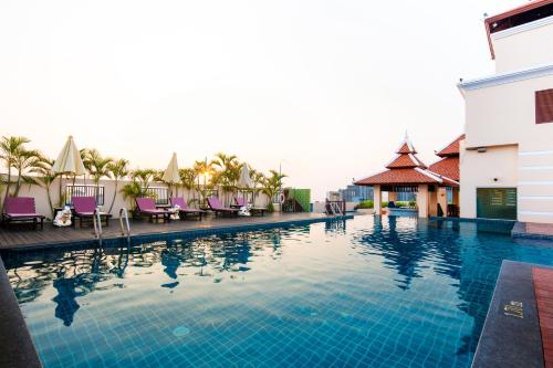 Piscina di Aiyara Palace o nelle vicinanze