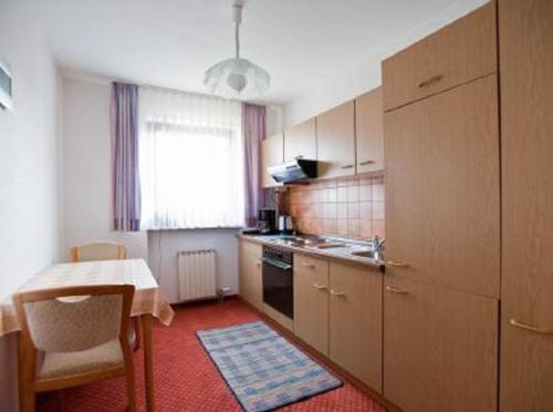 Kuchyň nebo kuchyňský kout v ubytování Appartementhaus Drobnik