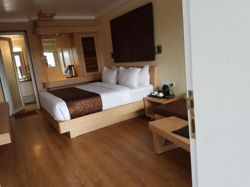 Gallery image of Darshan Hotel in Ooty