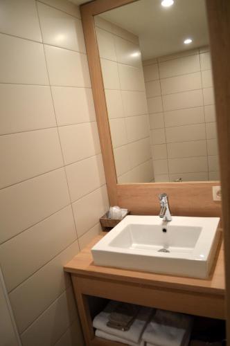 Un baño de Hotel Honfleur