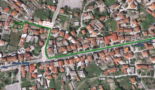 a map of a neighborhood with a green line at To Konaki in Kato Loutraki