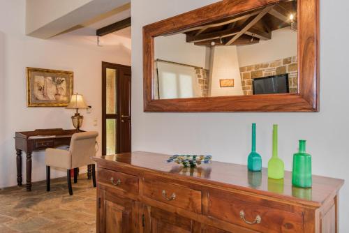 Gambar di galeri bagi Luxury Villa Froso di Ambelókipoi