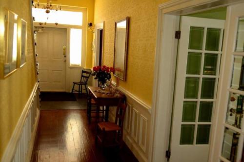 Gambar di galeri bagi The Chepstow Inn di Chepstow