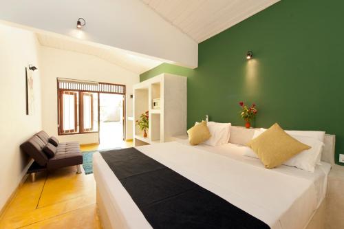 Gallery image of Fantasea in Mirissa