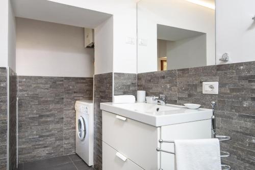 Vonios kambarys apgyvendinimo įstaigoje Finally Roma Apartment