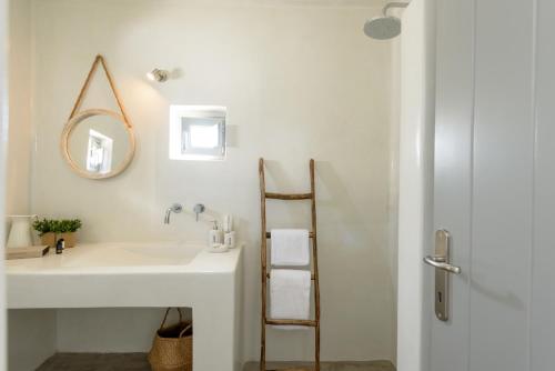 Ванная комната в Sandy & Salty Villas