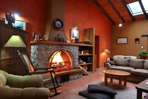 The Lazy Dog Inn a Mountain Lodgeにあるシーティングエリア