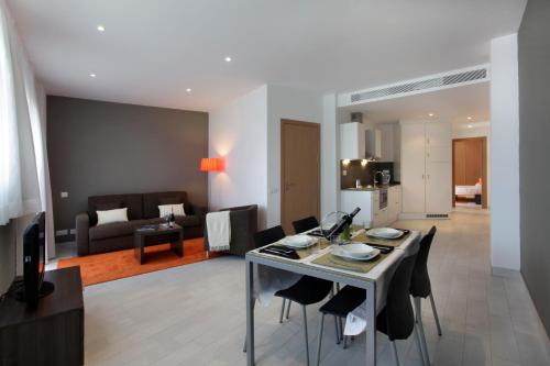 Posedenie v ubytovaní Fisa Rentals Les Corts Apartments