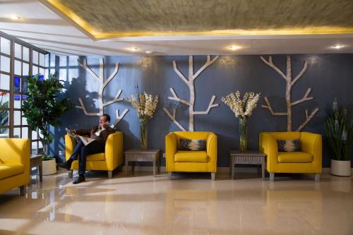 Χώρος καθιστικού στο Jupiter International Hotel - Cazanchis