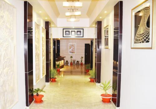 Imagen de la galería de Hotel KRC Palace, en Tezpur