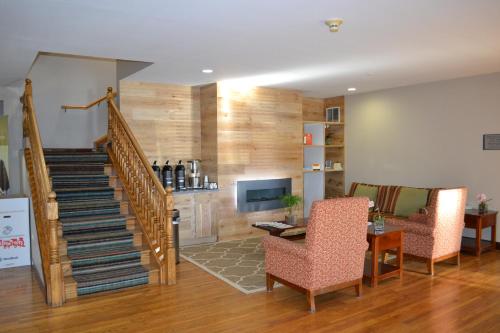Istumisnurk majutusasutuses Country Inn & Suites by Radisson, Gurnee, IL