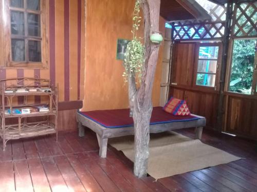 Postel nebo postele na pokoji v ubytování Koh Kood Little Hut
