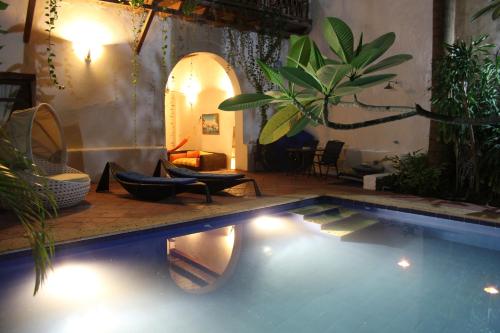 Piscina en o cerca de Casa Del Tejadillo