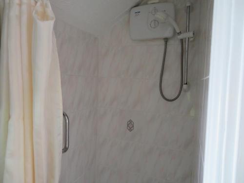 Lake View Apartment tesisinde bir banyo