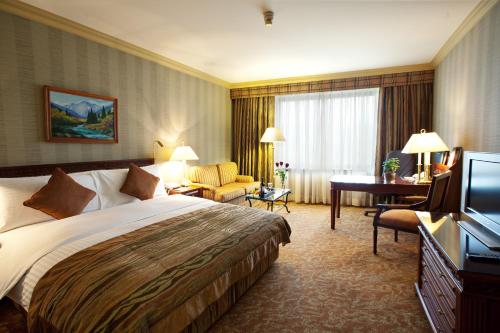 Katil atau katil-katil dalam bilik di InterContinental Almaty by IHG