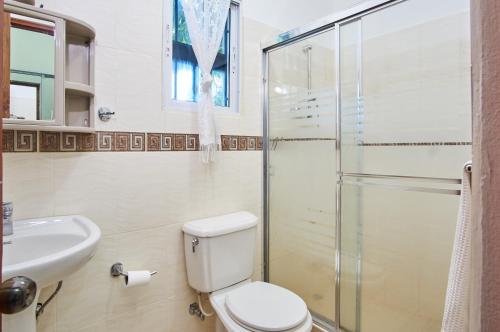 Ванная комната в Highgrace Apartments Cabarete Center, whit POOL