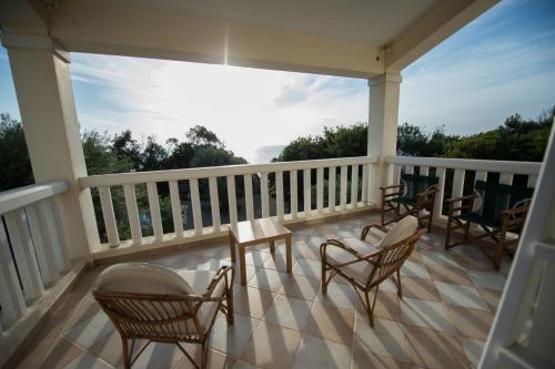 Μπαλκόνι ή βεράντα στο Villa Feia