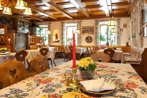 Ресторант или друго място за хранене в Gasthof Jachenau