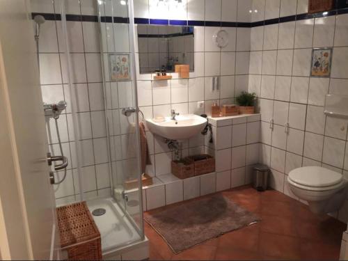 Koupelna v ubytování Einliegerwohnung Kleinmachnow