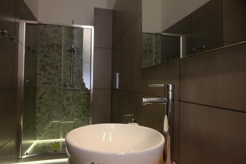 Bagno di il-terno all'8 al centro storico old town