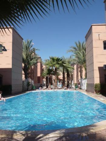 สระว่ายน้ำที่อยู่ใกล้ ๆ หรือใน Riad Naim