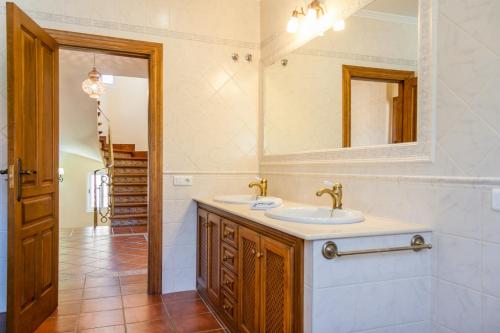 Koupelna v ubytování Villa Karina Nerja