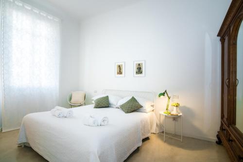 Легло или легла в стая в Lovely Cenisio Apartment