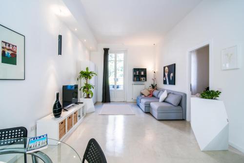 Lovely Cenisio Apartment