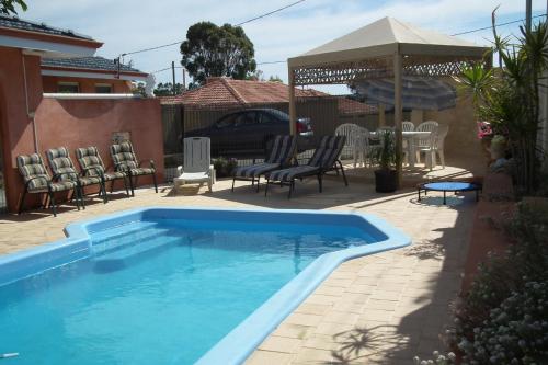 Πισίνα στο ή κοντά στο The Spanish Guesthouse, Private Rooms