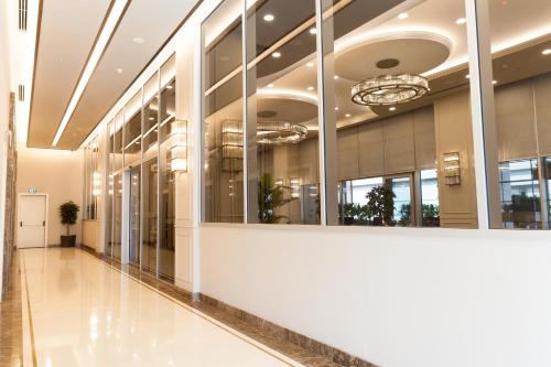 Ο χώρος του λόμπι ή της ρεσεψιόν στο Hm Commerce Hotel