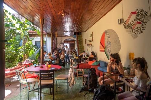 Επισκέπτες που μένουν στο Hostel De Boca en Boca
